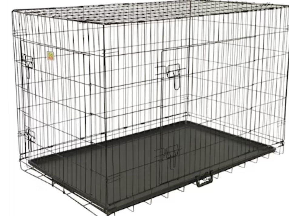 Brand New Medium-Large Dog Cage. Accepting Offers!! Floor Plate included!!