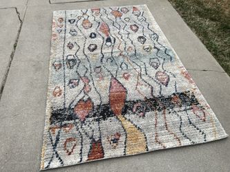 Lovely Modern Style Area Rug (5’x8’)