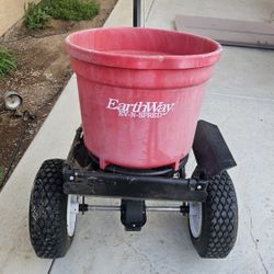 Fertilizer seed spreader
