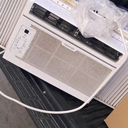 A/C,ventiladores,estereo