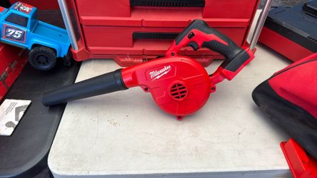 Milwaukee Compact Blower 