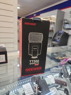 Electronic flash speedlite