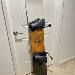 Arbor Snowboard with Bindings