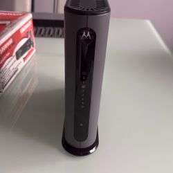 Motorola 8x4 DOCSIS 3.0 Cable Modem Plus Router