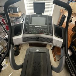 Treadmill - NordicTrack X11i