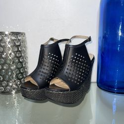 Black Dress Heels (Size 6) Classic Work/Party Shoes