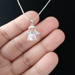 925 20inch Box Chain And Angel Winged Gem Pendant