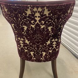 Single Hourglass Velvet Accent/ Dining Chair in Purple