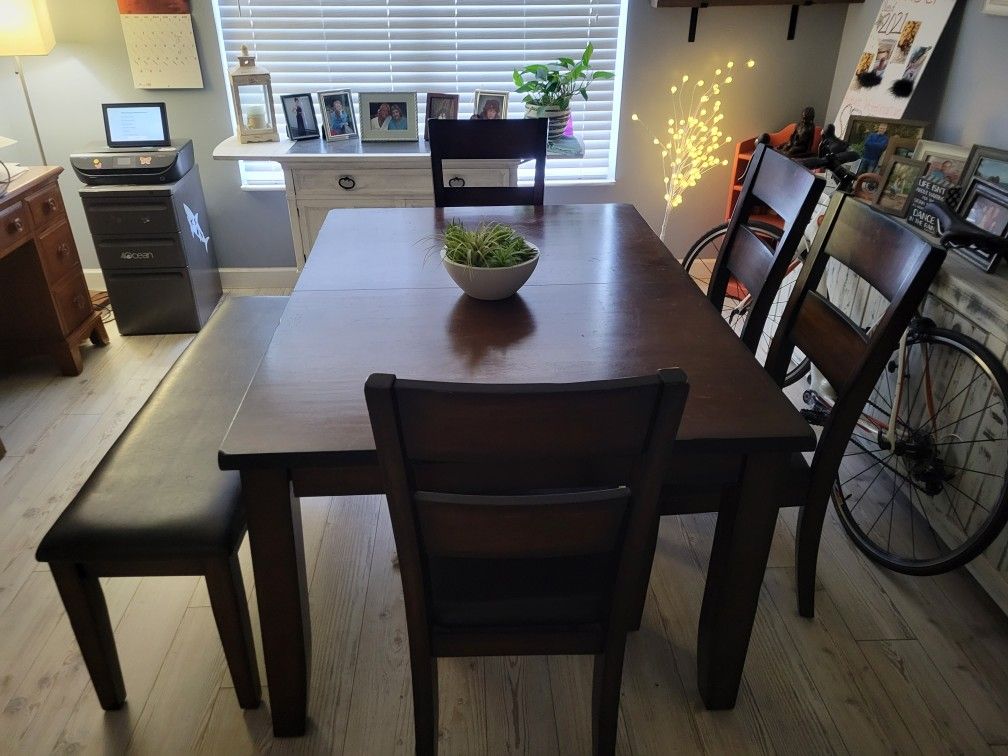 6 Seater Dining Room Table, Including Bench. City Furniture. Dark Brown. Padded Chairs