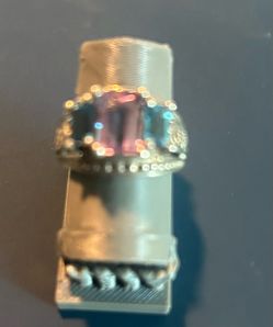 Sterling Silver Ring - 925 Size 7