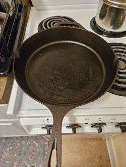 12" Cast iron pre seasoned pan