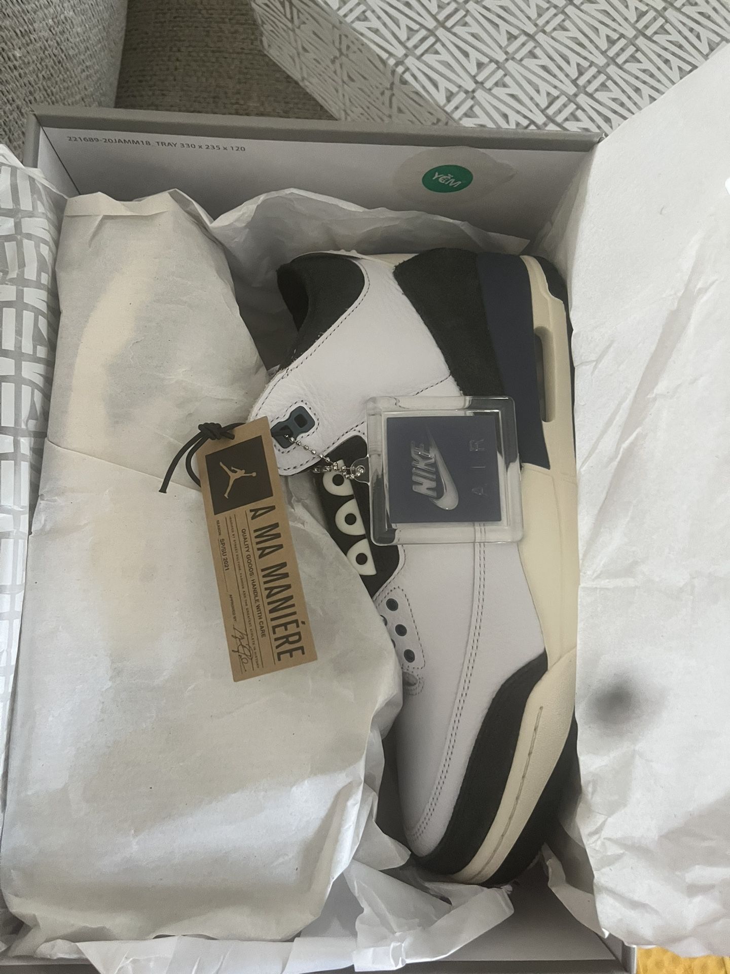 A Ma Maniere 3s