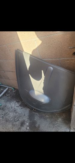 Volkswagen Hood Deck