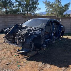 PARTING OUT BMW 7 series 