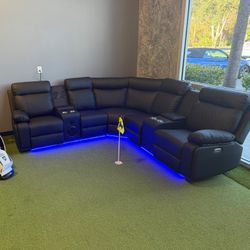 Brand New Power Reclining Sectional Sofa / Sofa Seccional Reclinable Electrico Nuevo a Estrenar … Fast 🚚