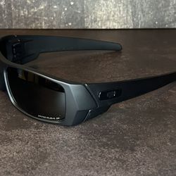 Oakley Gascan Sunglasses - Polarized 