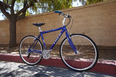 Trek Multitrack 7300 Retro Mountain Bike