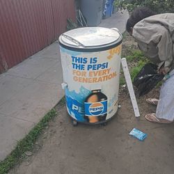  Ice Chest For Selling Drinks