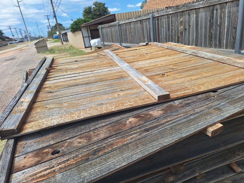 180 total feet  7' tall x 8 ' wide top rail cedar fence panels 