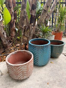 Planters - pots for plants (various sizes)