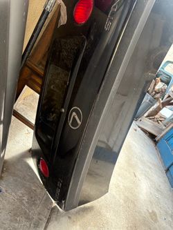 Is300 trunk