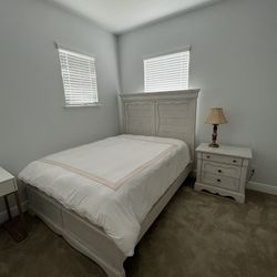 New Queen Bedroom Set $1250 OBO includes NEW queen sealy Mattress 