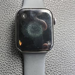 Apple Watch Series 5 44MM