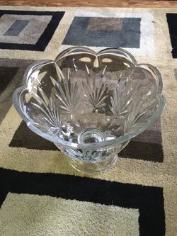 Punch/serving bowl for sale.