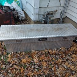 Truck Tool Box