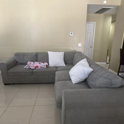 Sectional Couch 