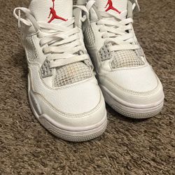 Jordan 4’s White Oreo Size 7m