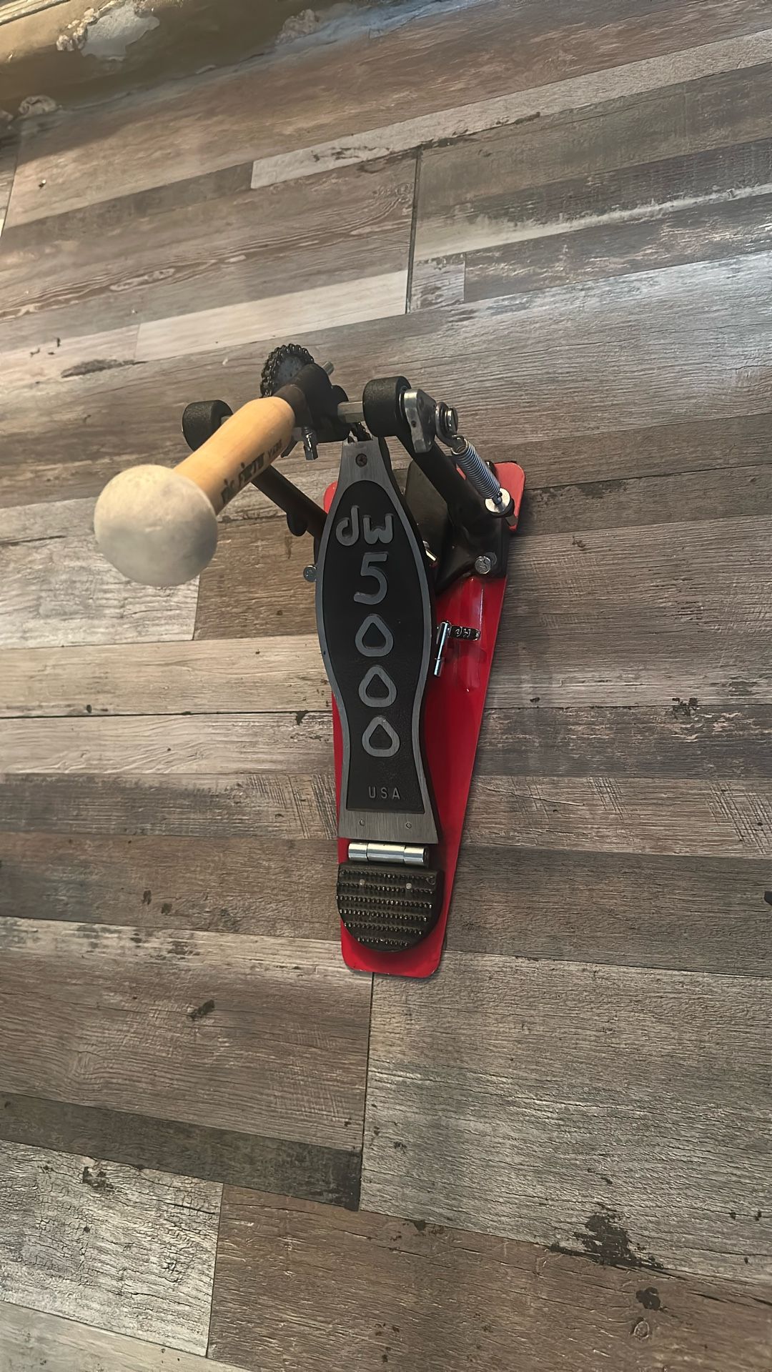 DW 5000 Single Chain Bass Drum Pedal
