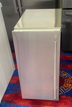 Scotman stainless steel 15-in ice maker