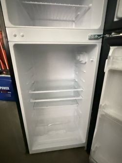 Top Freezer Refrigerator
