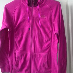 Small cute North face women’s top 🎊✨🎉