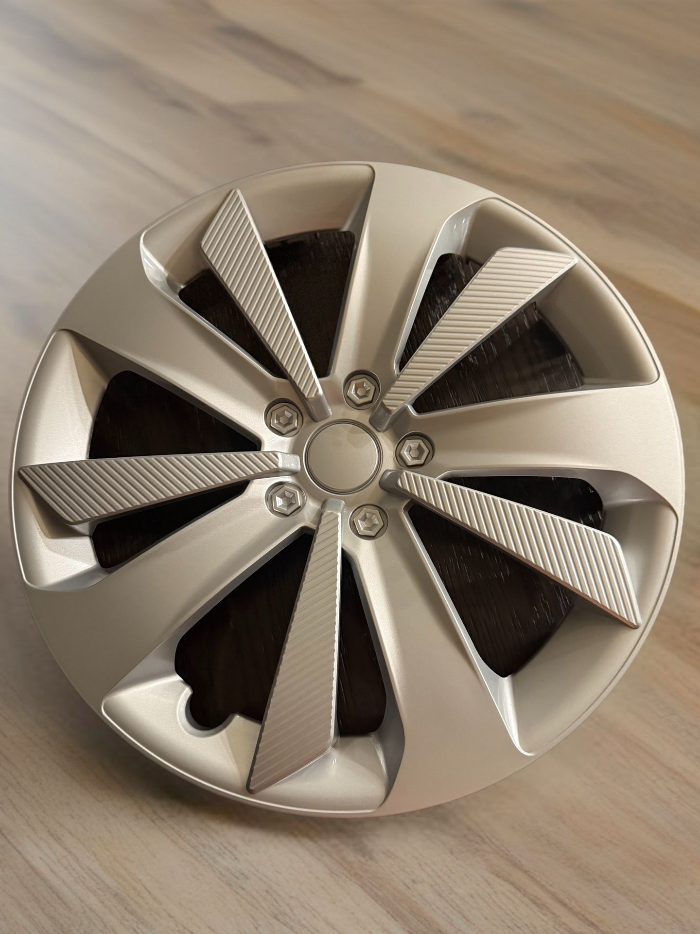 16'' Inch Wheel Rim Cover Hubcap Replacement Wheel Cover Glossy Silver Snap-On Wheel Hub Cap Trim With Metal Retention Ring Fits For Subaru Impreza