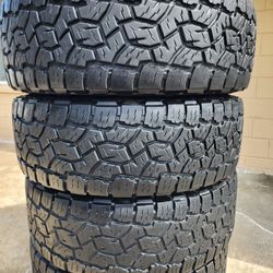 37x12.50x18 TOYO OPEN COUNTRY AT3