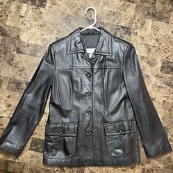 Womens Size Small Leather Jacket 
