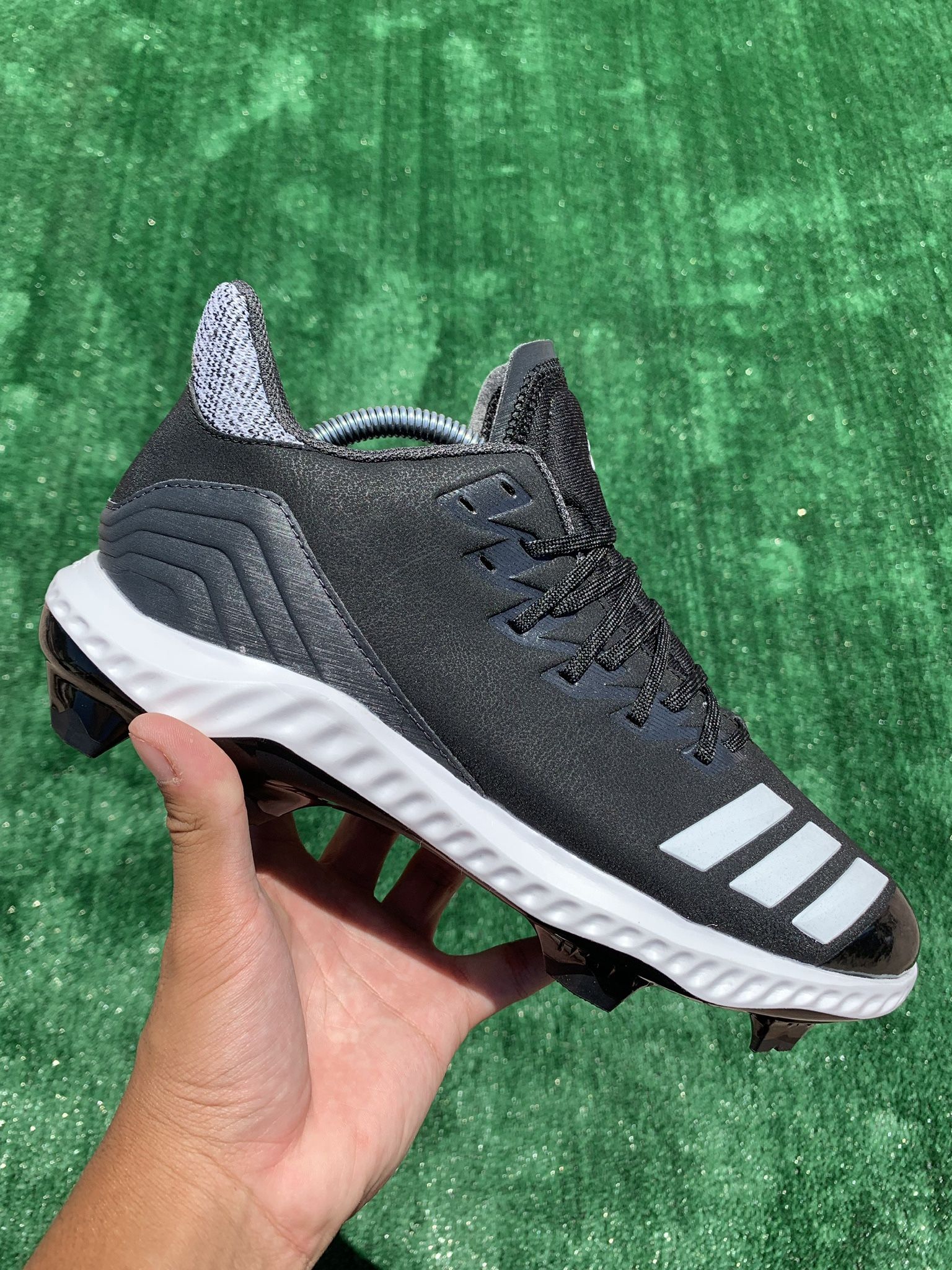 ADIDAS ICON BOUNCE TPU “CORE BLACK” MOLDED BASEBALL CLEATS (Size 9.5, Men’s)