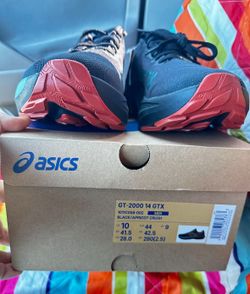 New Asics waterproof trail runners