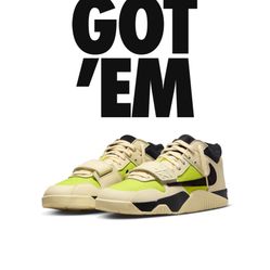 Travis Scott Size 9.5