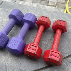 8 , 5 Lb Dumbbells 💪 