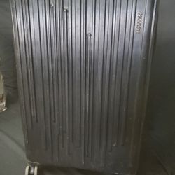 30" Hardside American Tourister Luggage