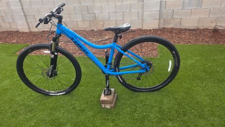 Trek Mountain Bike