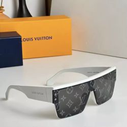 Louis Vuitton Sunglasses ~New~