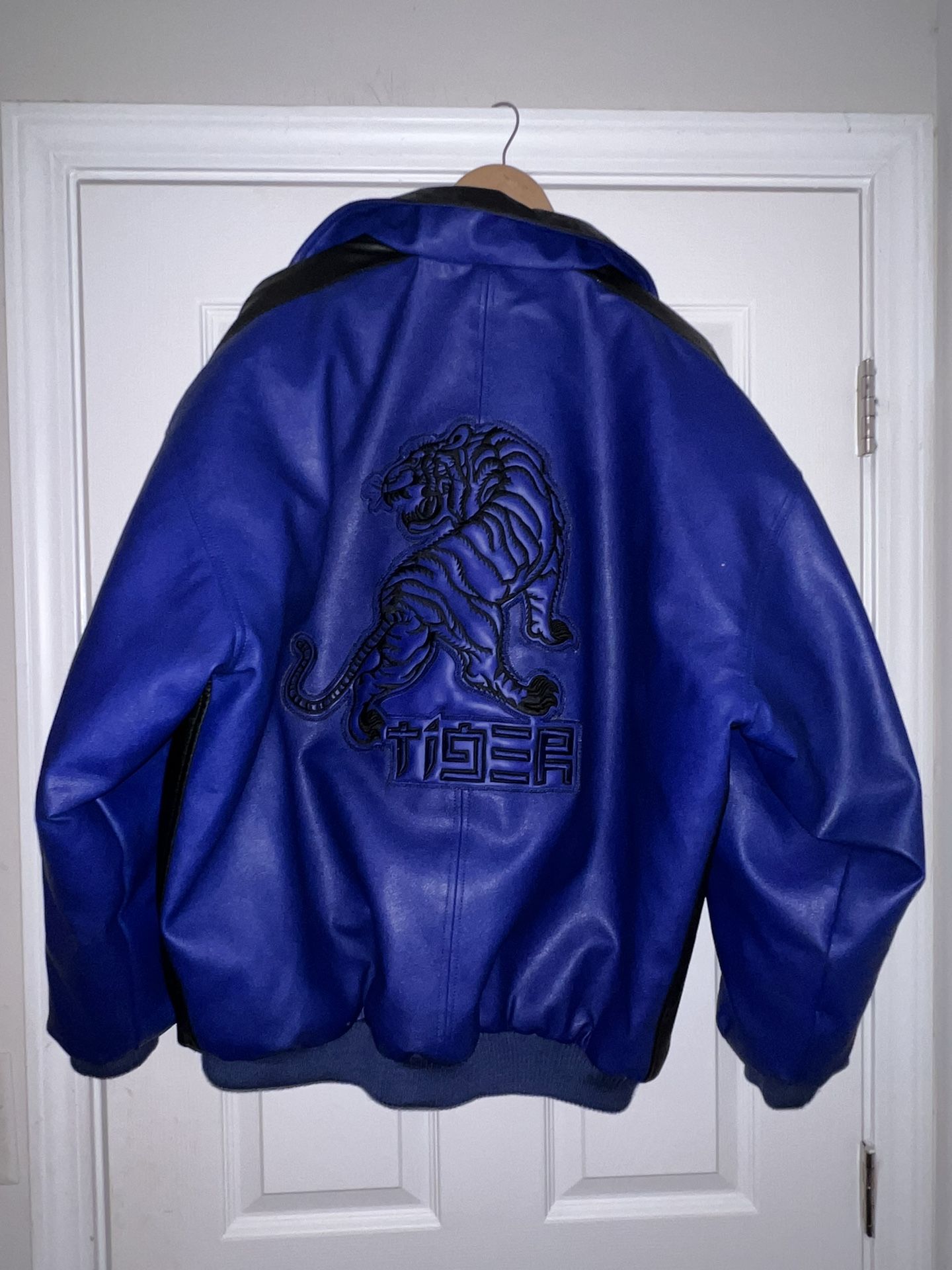 BARCODE BLUE TIGER VINTAGE LEATHER COAT size XXL