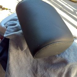 VW Passat Rear Center Headrest
