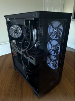 Gaming PC — i7-14700KF / RTX 5070 Ti 16GB / 32GB DDR5 / 3TB NVMe — 2 Months Old