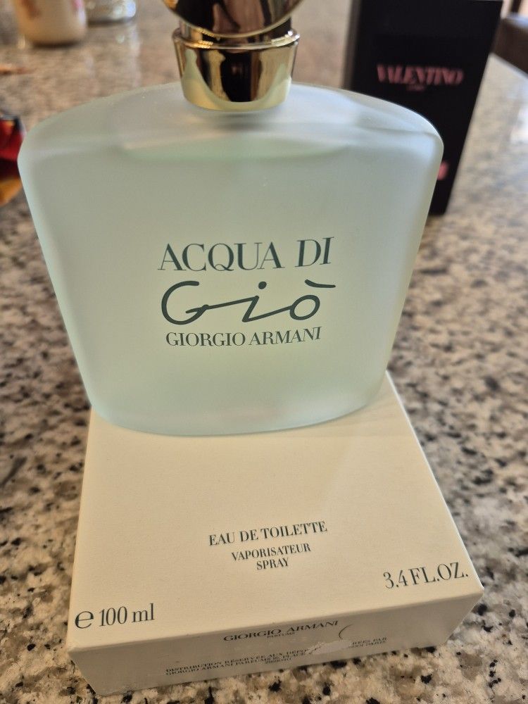 Men and Women Cologne perfume