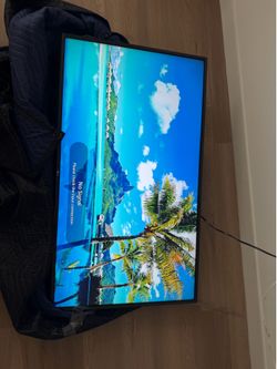 LG 42” TV with expandable mount attached